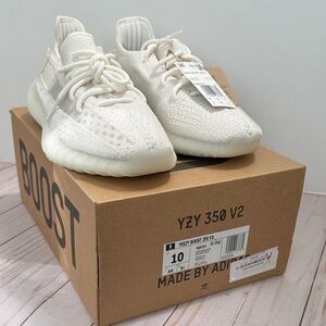 NEW Yeezy Boost 350 V2 Sneakers - Bone HQ6316